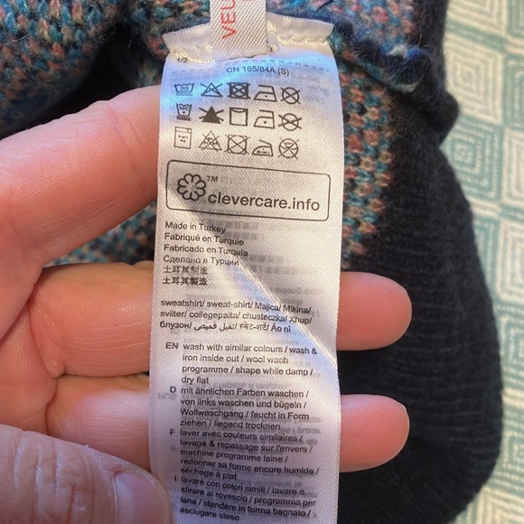 Cozy Grandma Sweater - Picture 4 of 6